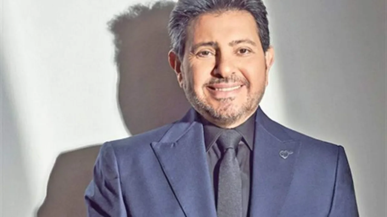 أزمة صحية طارئة.. نقل هاني شاكر للعناية المركزة بالمستشفى الفرنسي بعد انتكاسة تنفسية